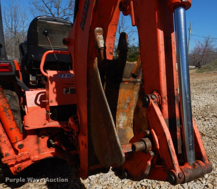 image for item DM7265 2007 Kubota B26  backhoe