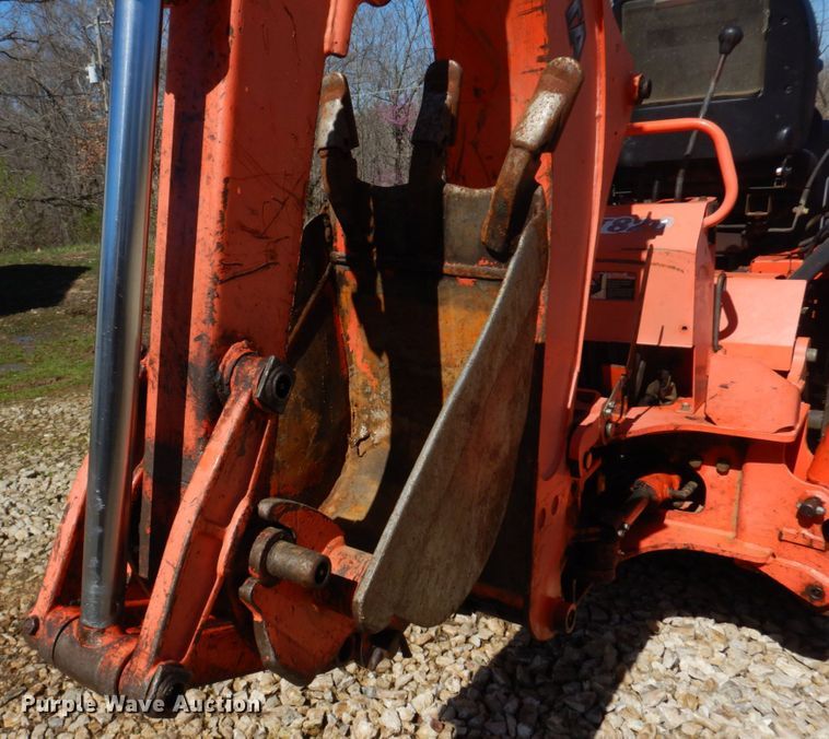 image for item DM7265 2007 Kubota B26  backhoe
