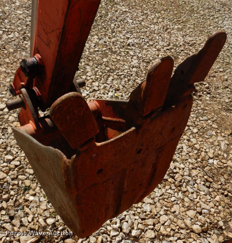 image for item DM7265 2007 Kubota B26  backhoe