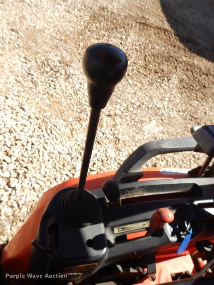 image for item DM7265 2007 Kubota B26  backhoe