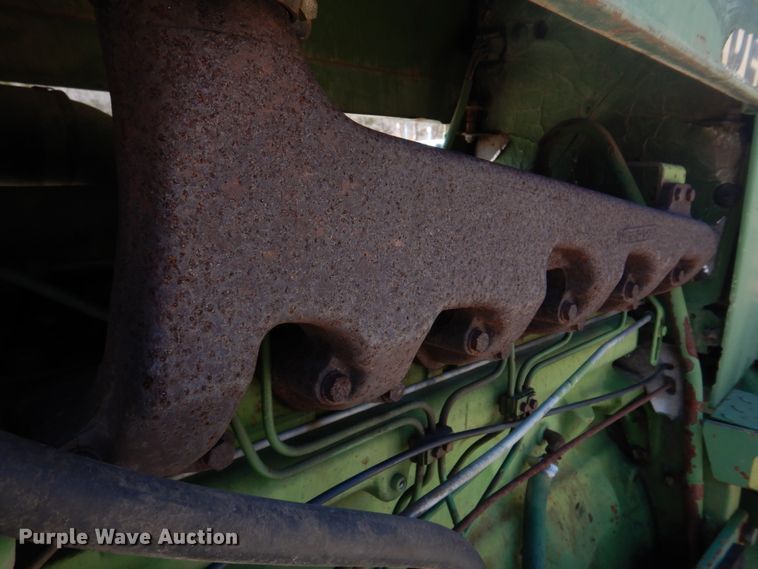 image for item DM7292 1982 John Deere 2940  tractor