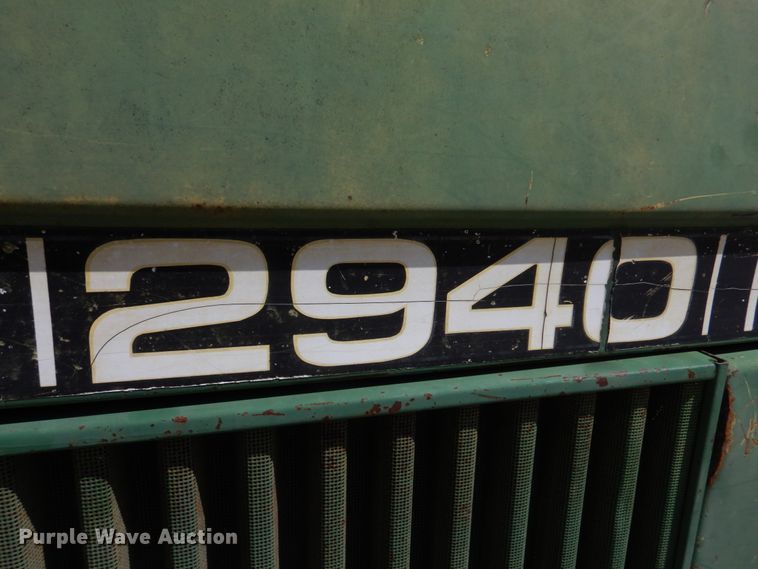 image for item DM7292 1982 John Deere 2940  tractor