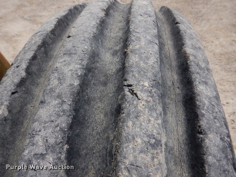 image for item DM7292 1982 John Deere 2940  tractor