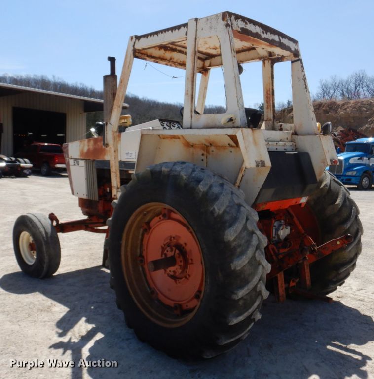 image for item DM7293 1977 Case 970 Agri King  tractor
