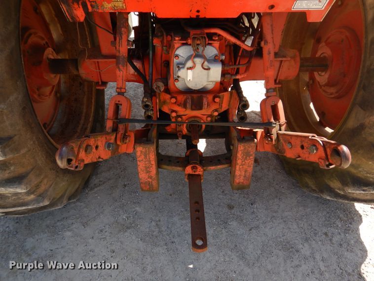 image for item DM7293 1977 Case 970 Agri King  tractor