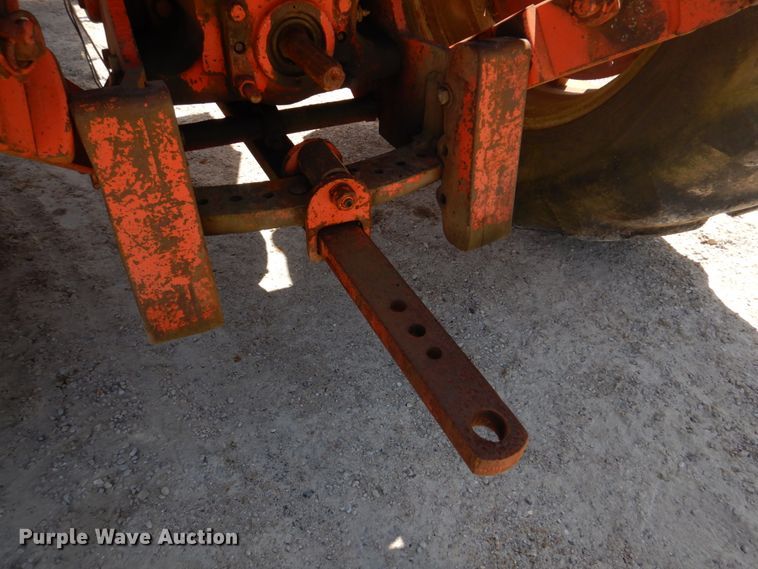 image for item DM7293 1977 Case 970 Agri King  tractor