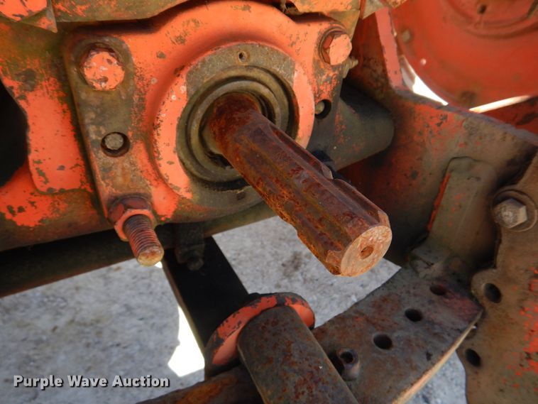 image for item DM7293 1977 Case 970 Agri King  tractor