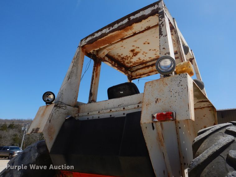 image for item DM7293 1977 Case 970 Agri King  tractor