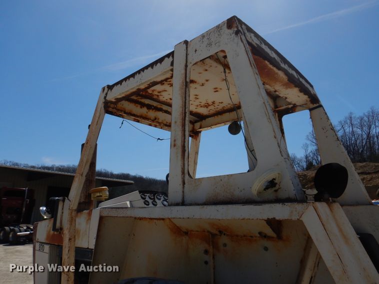 image for item DM7293 1977 Case 970 Agri King  tractor