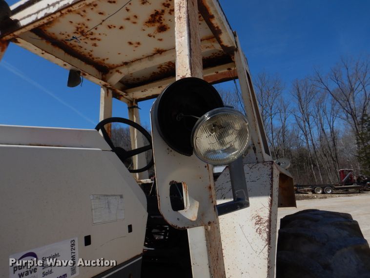 image for item DM7293 1977 Case 970 Agri King  tractor