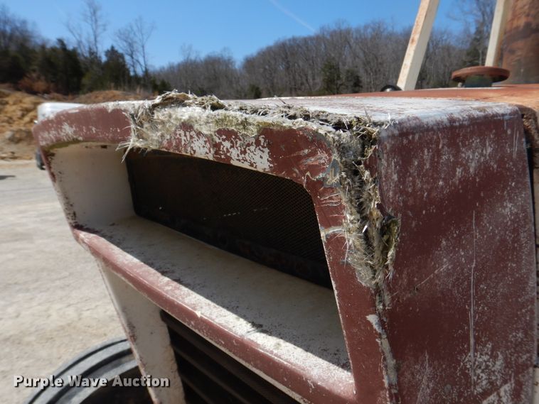 image for item DM7293 1977 Case 970 Agri King  tractor