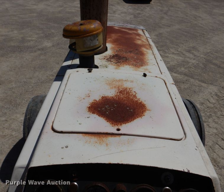 image for item DM7293 1977 Case 970 Agri King  tractor