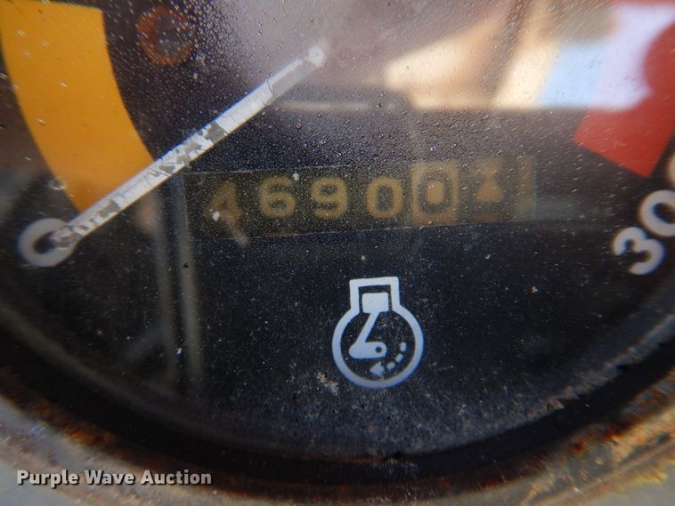 image for item DM7293 1977 Case 970 Agri King  tractor