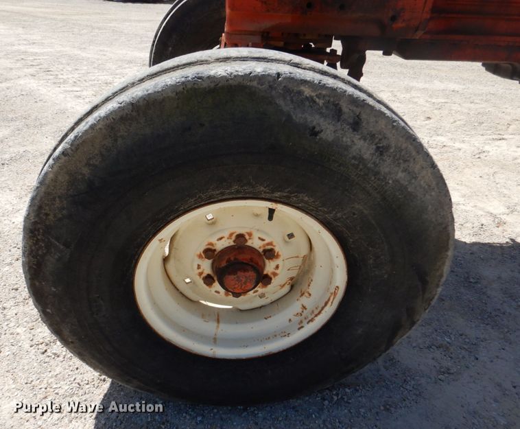 image for item DM7293 1977 Case 970 Agri King  tractor