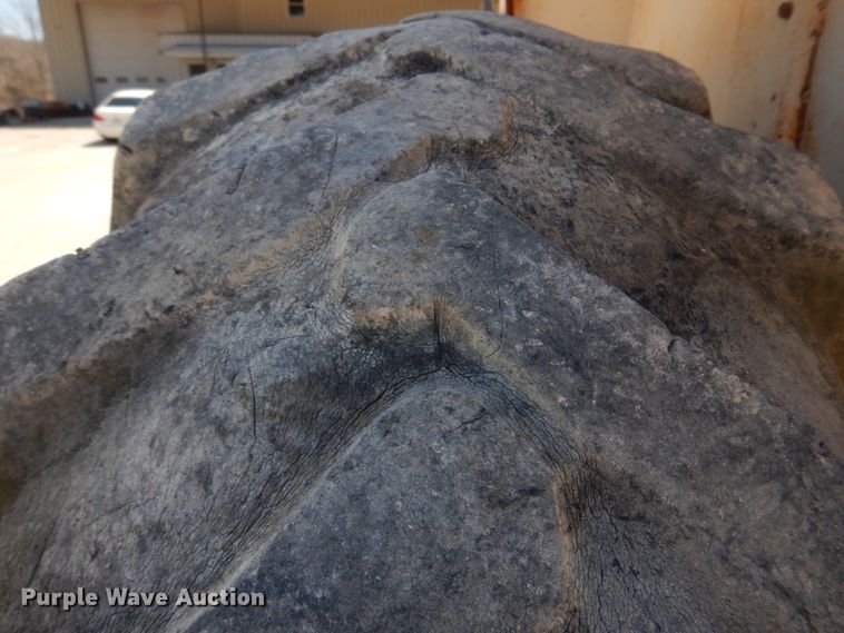 image for item DM7293 1977 Case 970 Agri King  tractor