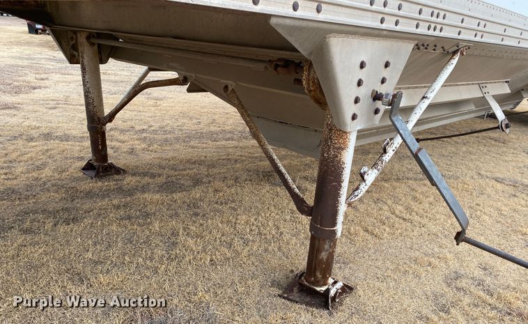 image for item DM8267 1980 Timpte Super Hopper  grain trailer