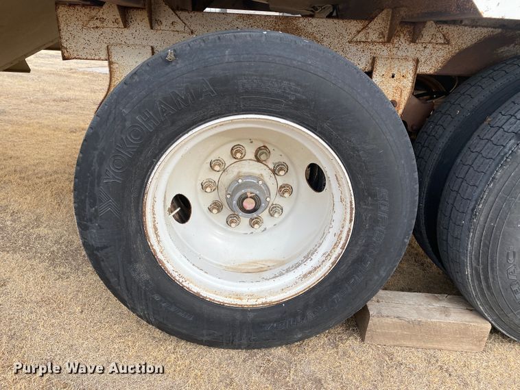 image for item DM8267 1980 Timpte Super Hopper  grain trailer