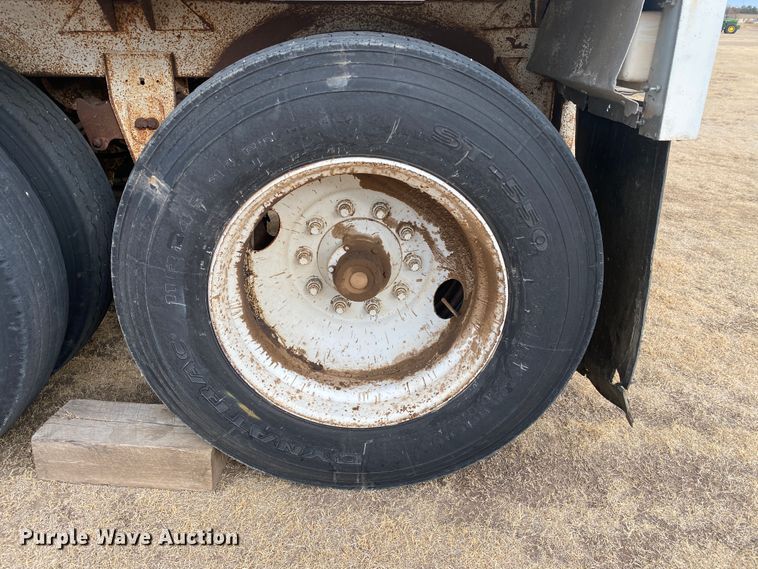 image for item DM8267 1980 Timpte Super Hopper  grain trailer