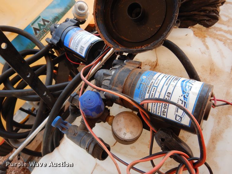 image for item DN0238 (3) sprayers