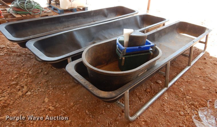 image for item DN0240 Livestock equipment