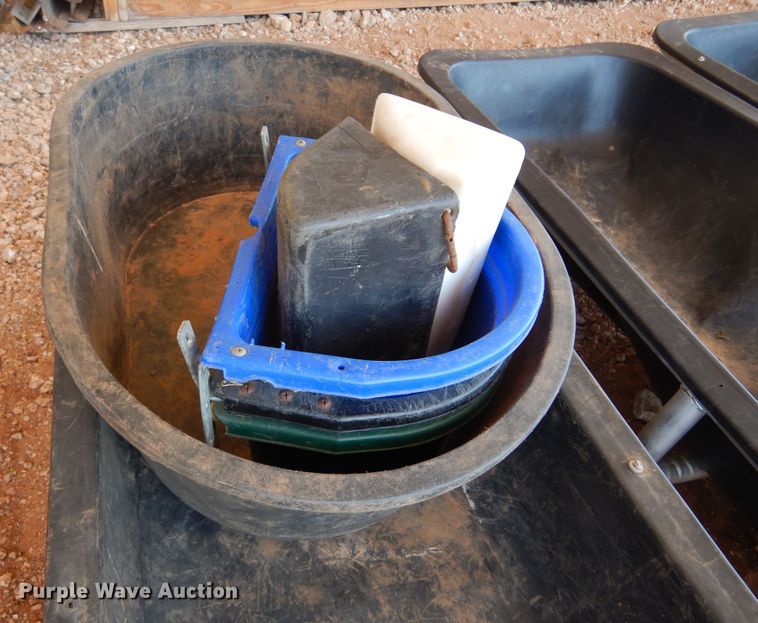 image for item DN0240 Livestock equipment