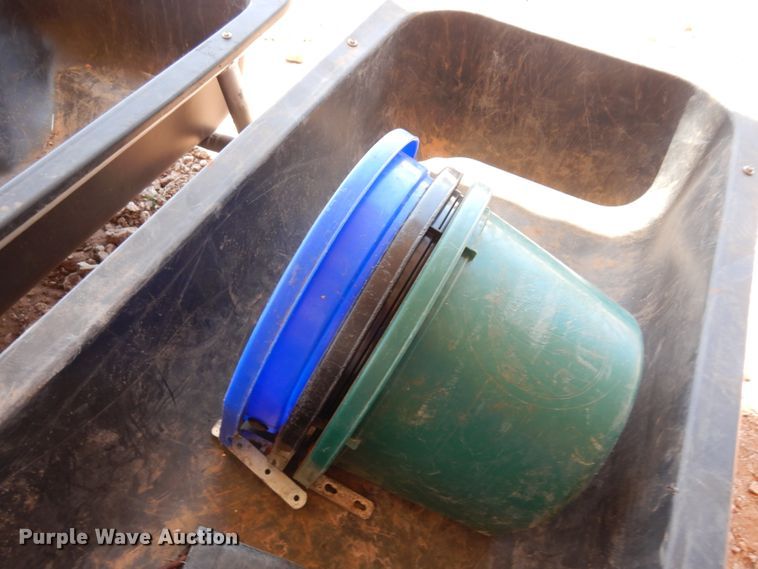 image for item DN0240 Livestock equipment