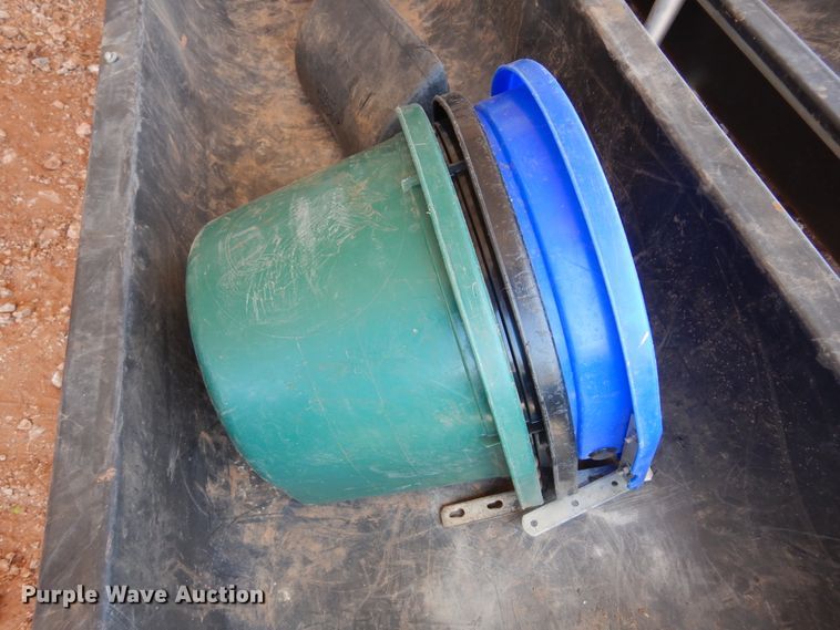 image for item DN0240 Livestock equipment