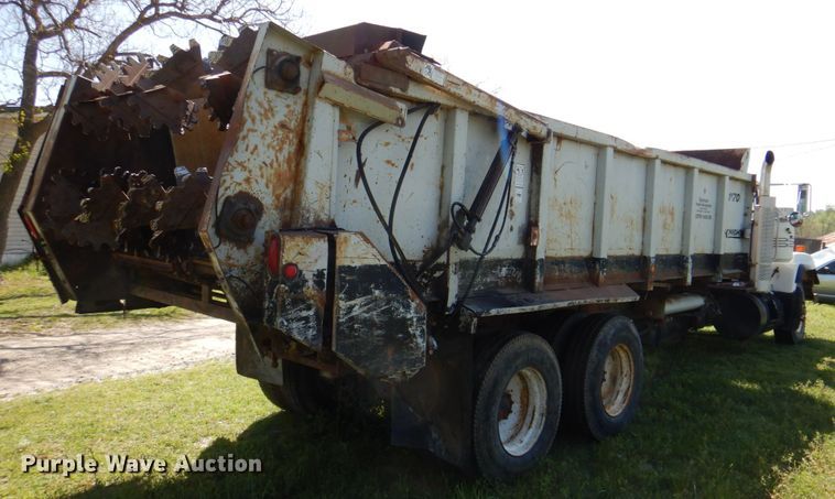 image for item DP3926 1999 Mack CH613  manure spreader truck