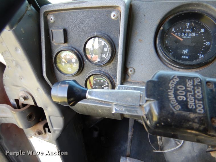 image for item DP3926 1999 Mack CH613  manure spreader truck