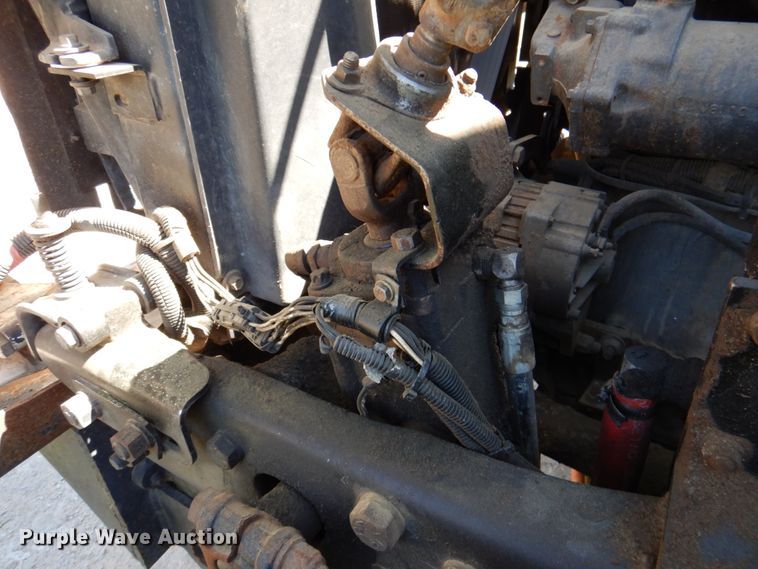 image for item DP3926 1999 Mack CH613  manure spreader truck