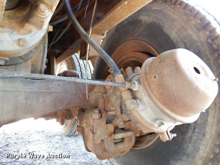 image for item DP3926 1999 Mack CH613  manure spreader truck