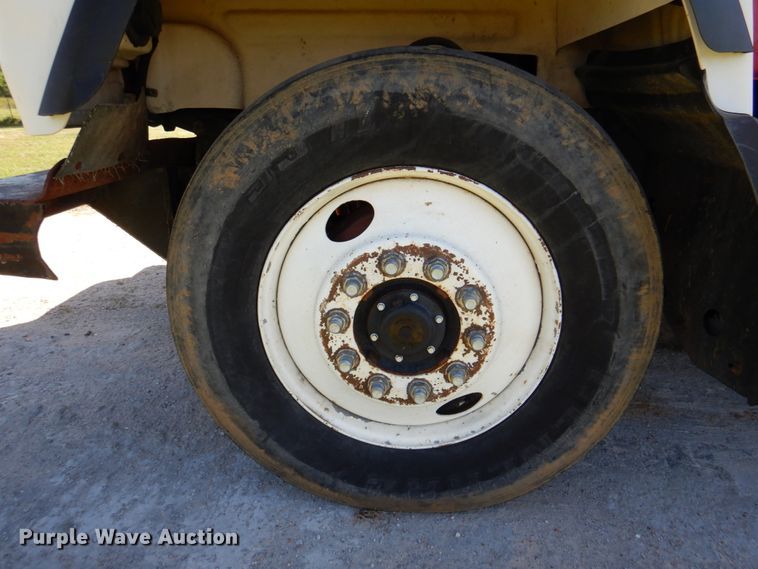 image for item DP3926 1999 Mack CH613  manure spreader truck