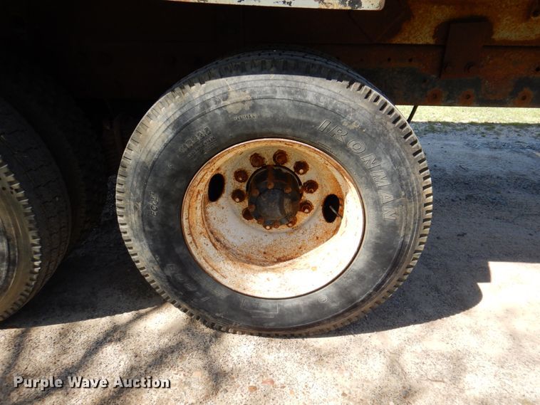 image for item DP3926 1999 Mack CH613  manure spreader truck