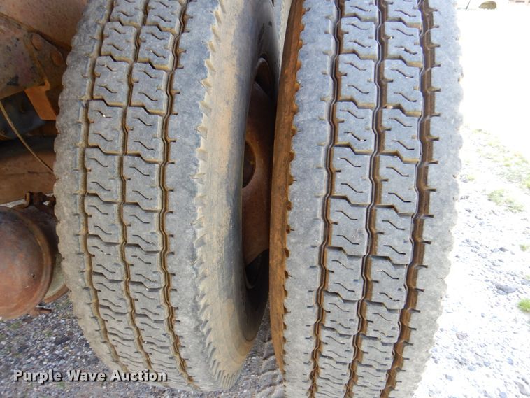 image for item DP3926 1999 Mack CH613  manure spreader truck