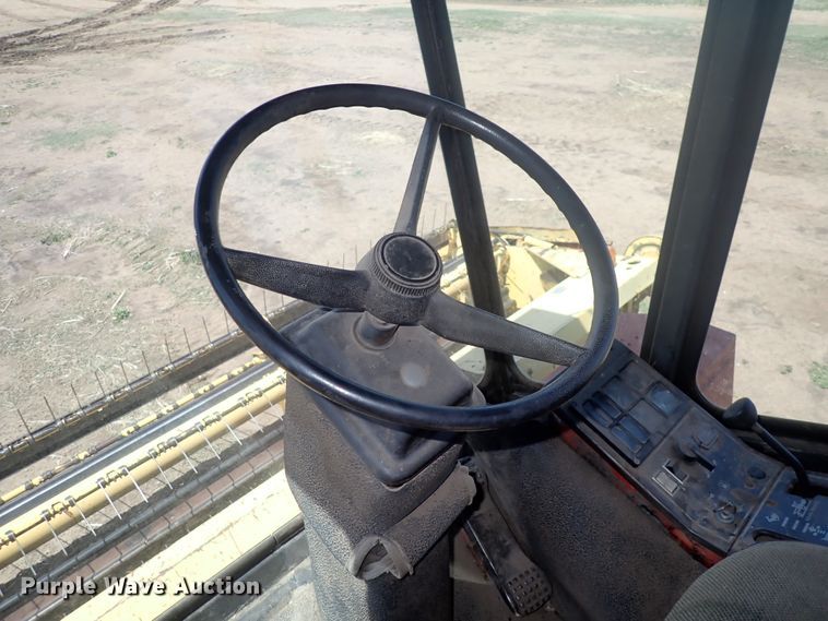 image for item DP4596 1990 New Holland 1118  windrower