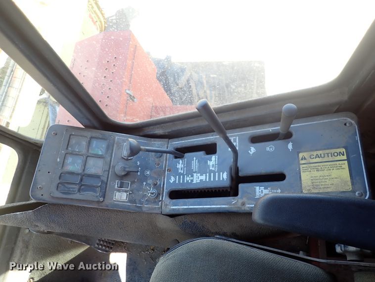 image for item DP4596 1990 New Holland 1118  windrower