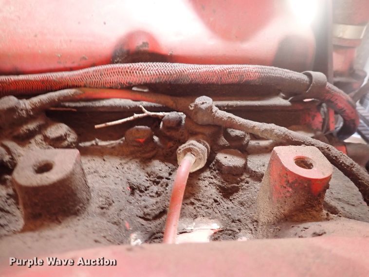 image for item DP4596 1990 New Holland 1118  windrower