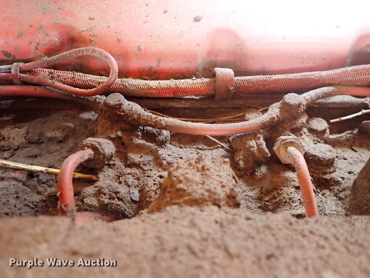 image for item DP4596 1990 New Holland 1118  windrower