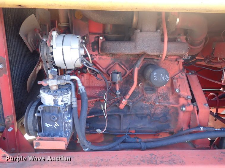 image for item DP4596 1990 New Holland 1118  windrower