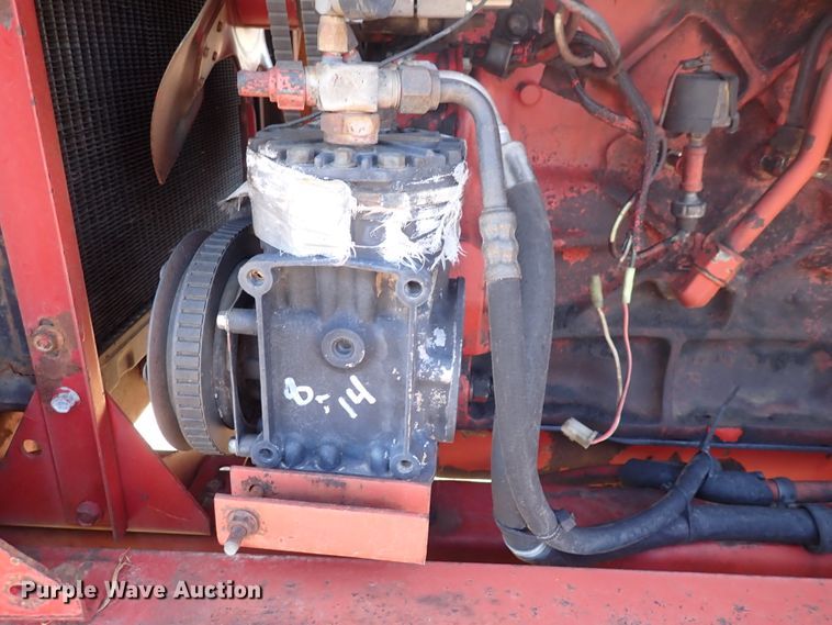 image for item DP4596 1990 New Holland 1118  windrower