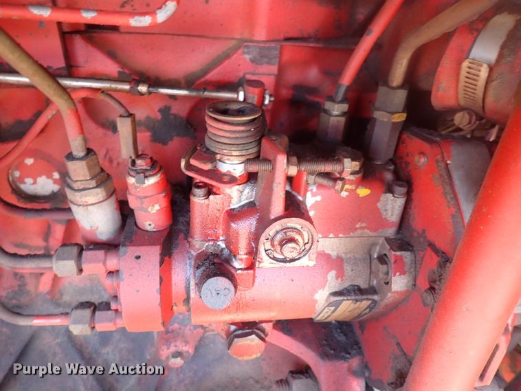 image for item DP4596 1990 New Holland 1118  windrower