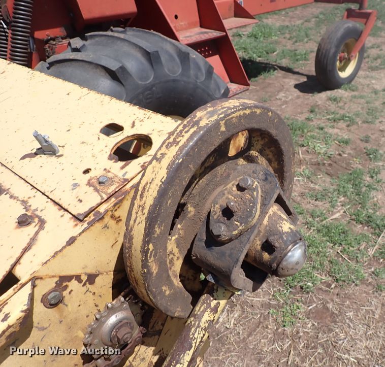 image for item DP4596 1990 New Holland 1118  windrower