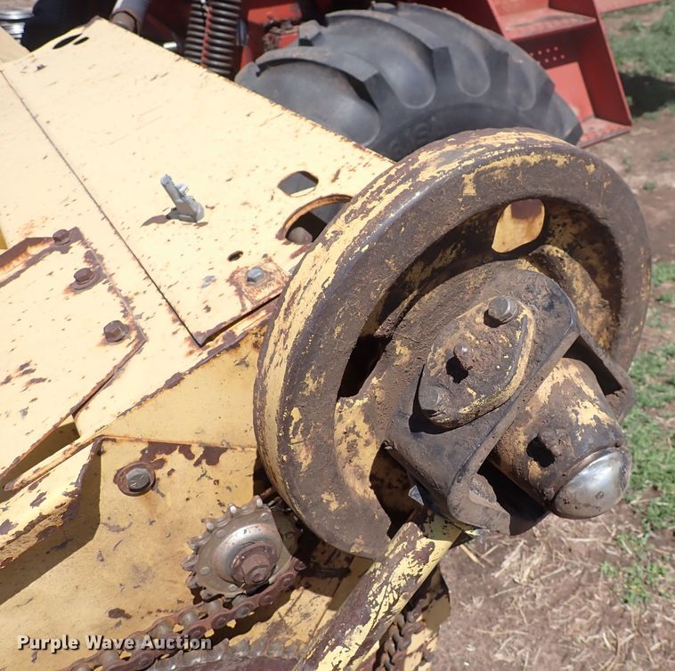 image for item DP4596 1990 New Holland 1118  windrower