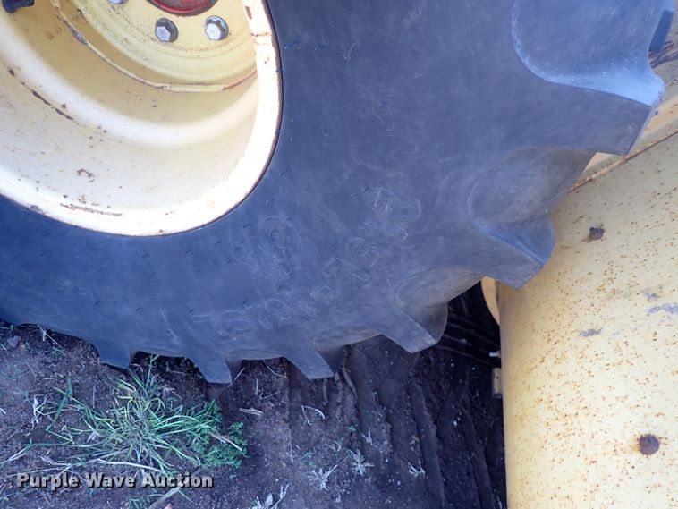 image for item DP4596 1990 New Holland 1118  windrower