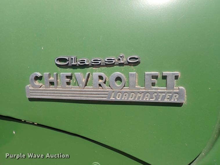 image for item DP4601 Chevrolet Loadmaster  grain cart