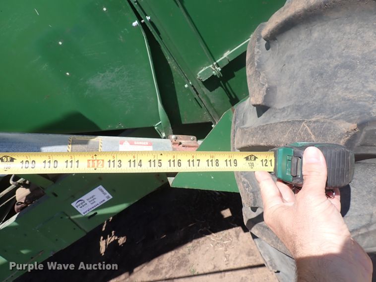 image for item DP4601 Chevrolet Loadmaster  grain cart