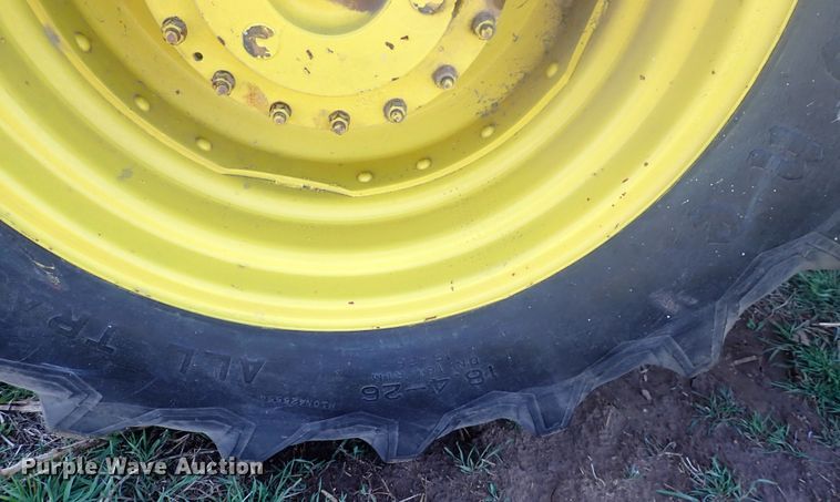 image for item DP4601 Chevrolet Loadmaster  grain cart