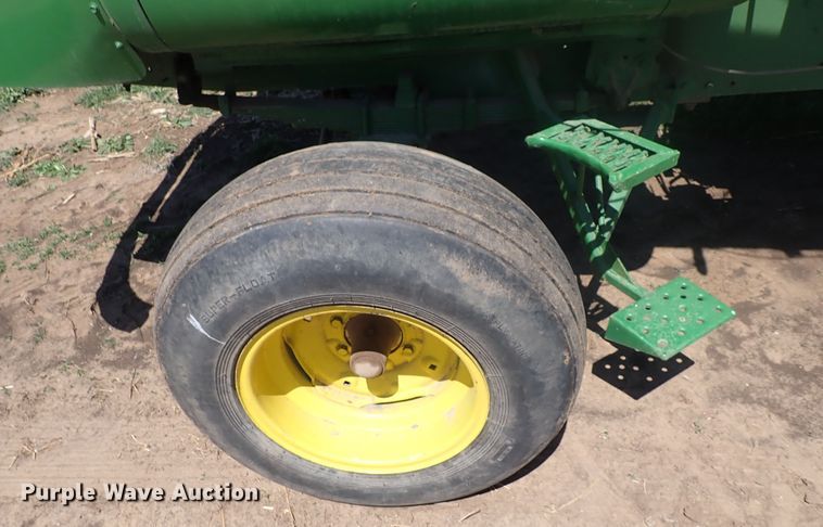 image for item DP4601 Chevrolet Loadmaster  grain cart