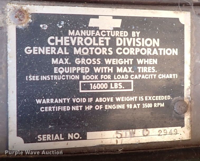 image for item DP4601 Chevrolet Loadmaster  grain cart