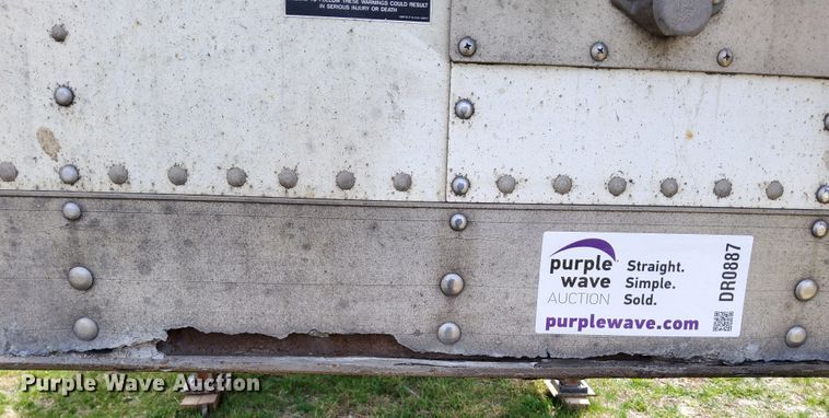 image for item DR0887 2010 Timpte  grain trailer